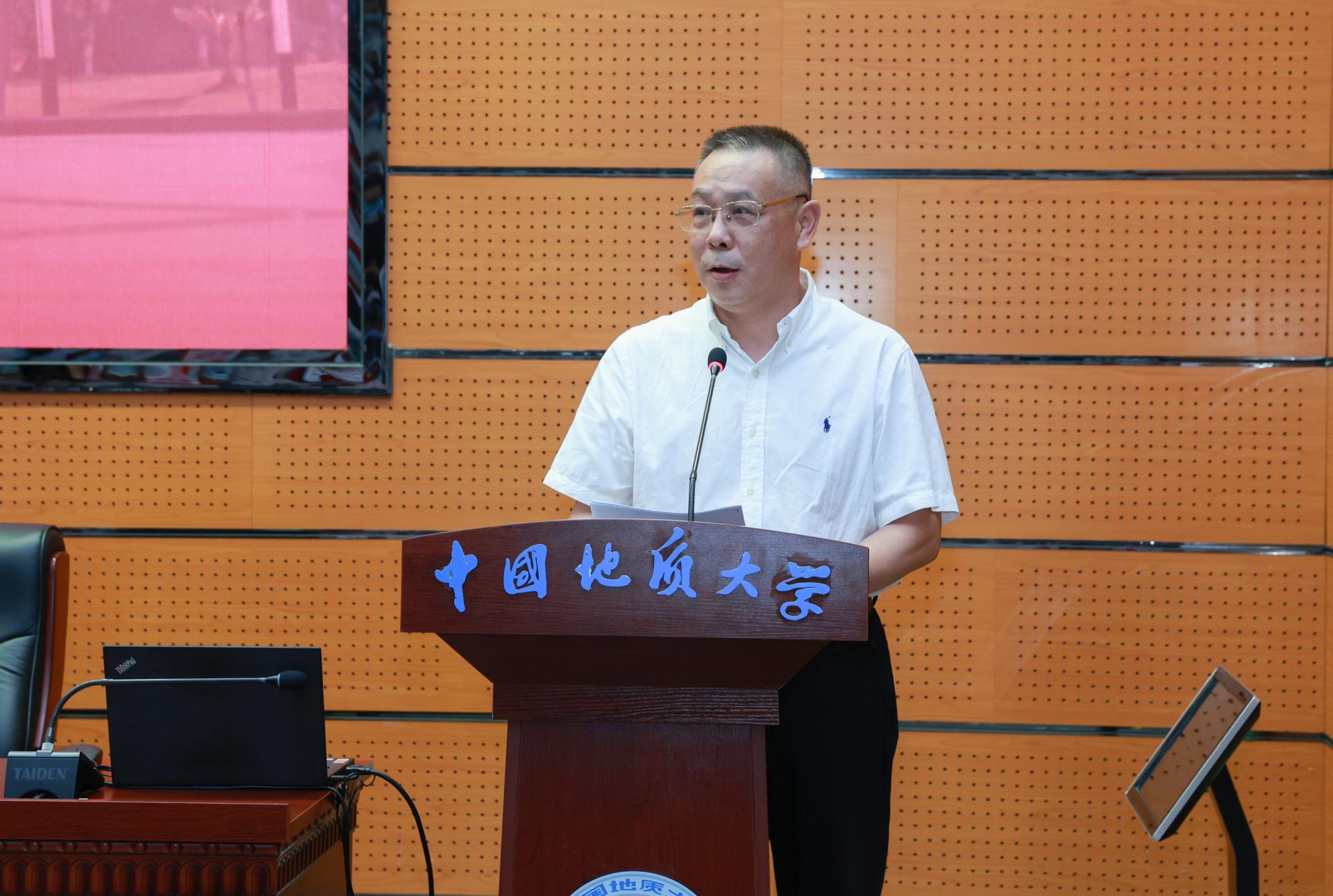 https://www.cug.edu.cn/__local/0/E0/99/BA4219B2DA0547506B440EB9776_69F20F34_3A126.jpg?e=.jpg